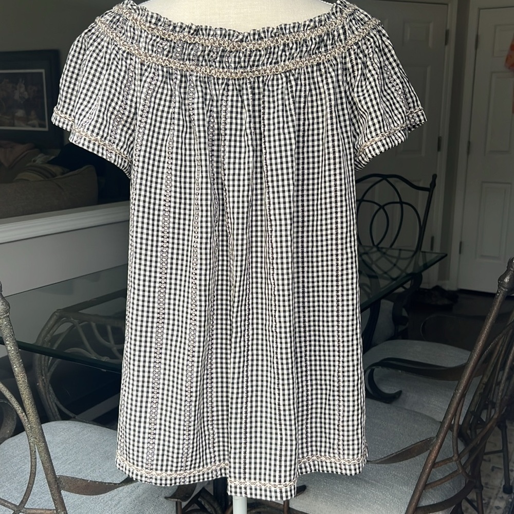 Max Studio - Picture 2 of 4